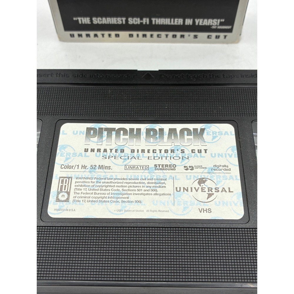 Pitch Black VHS Vin Diesel Unrated Director's Cut Special Edition Sci-Fi Movie - Picture 4 of 4